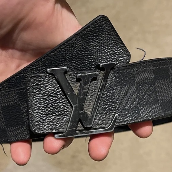 Louis Vuitton graphite belt - Picture 3 of 4